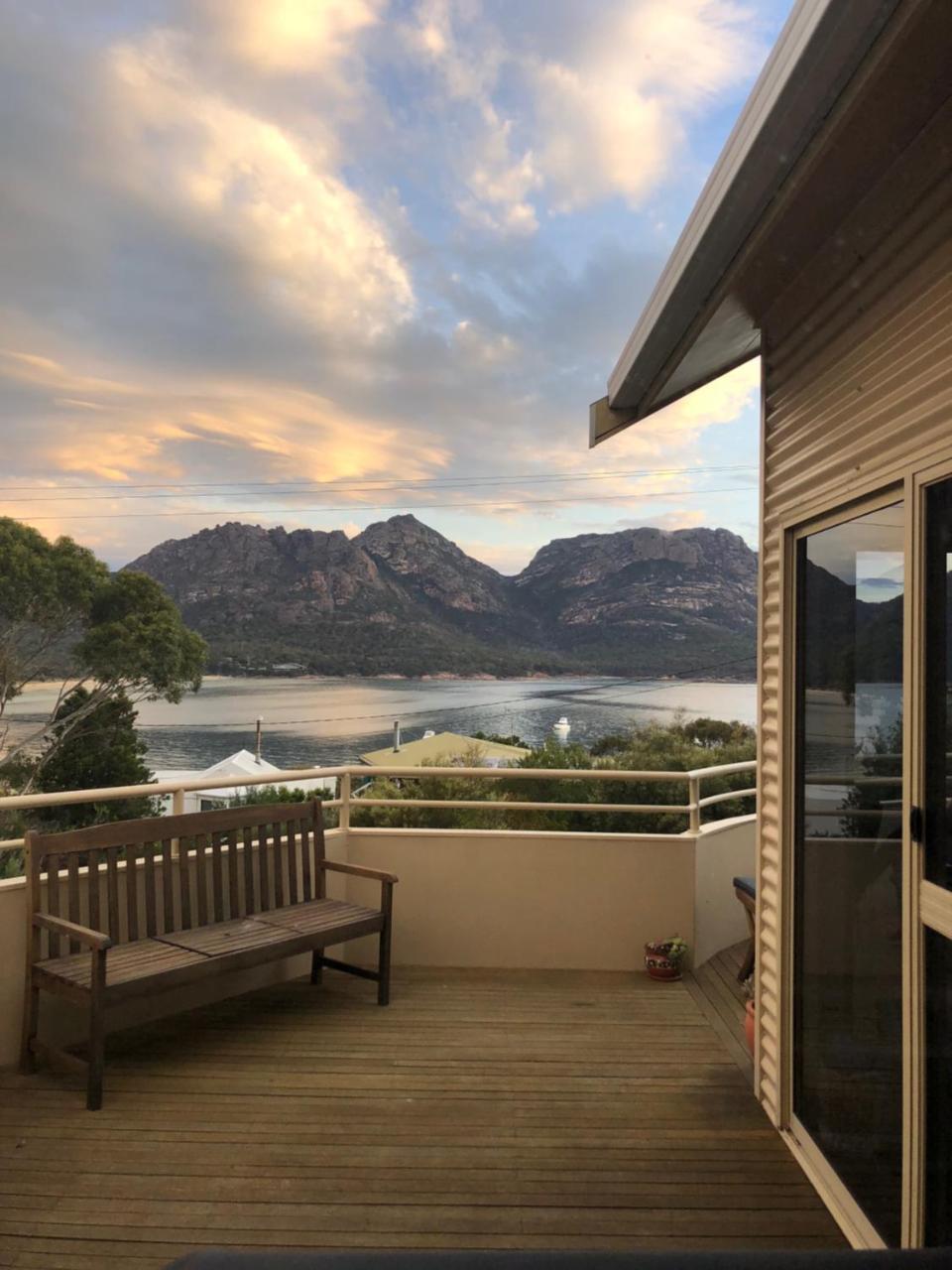 Freycinet Beach House Coles Bay Extérieur photo