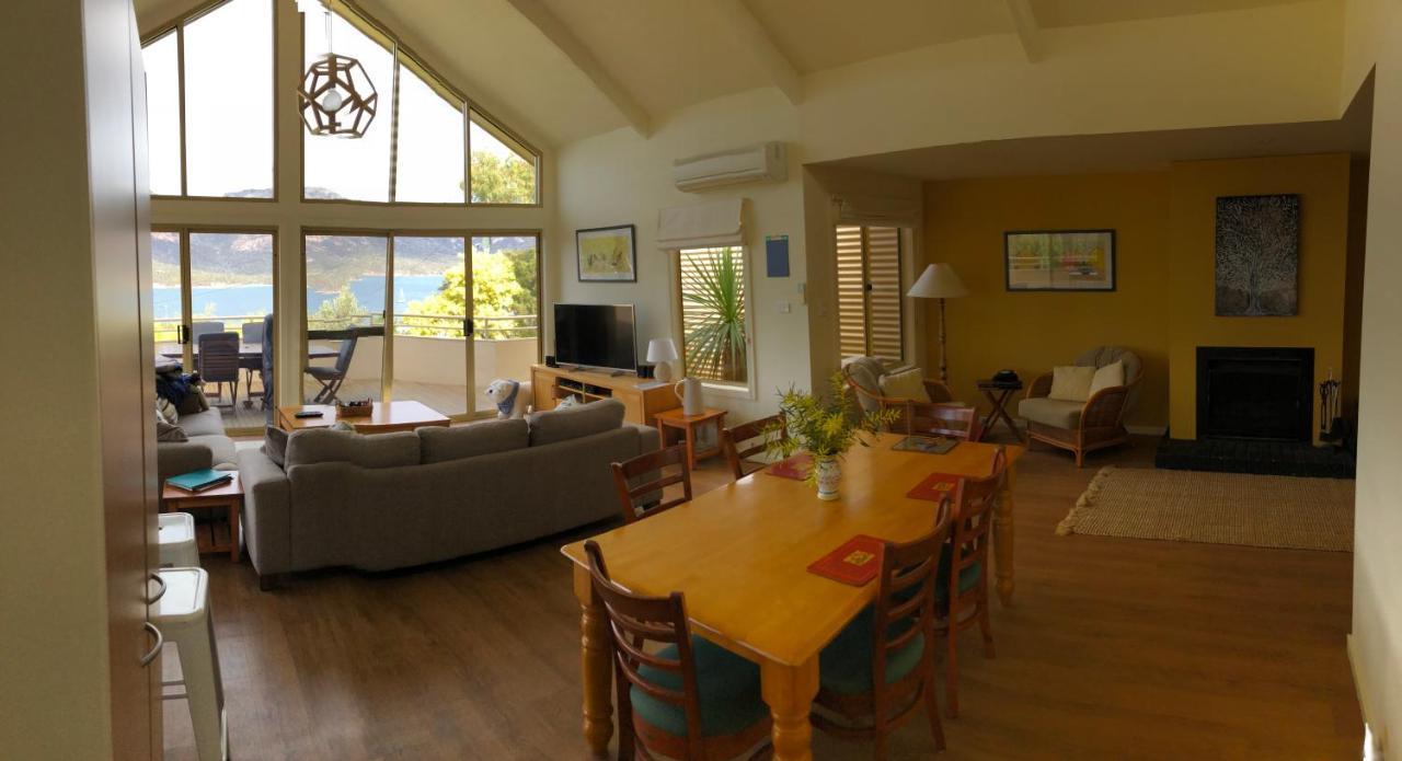 Freycinet Beach House Coles Bay Extérieur photo